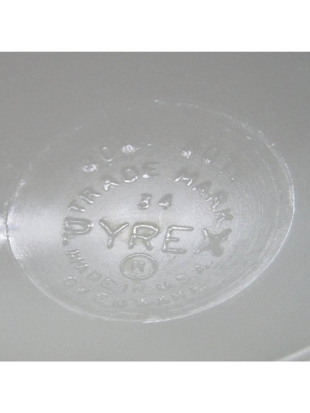 Pyrex Nesting Mixing Bowls Green #403 and Yellow #404 Vibrant Colors - Picture 11 of 11